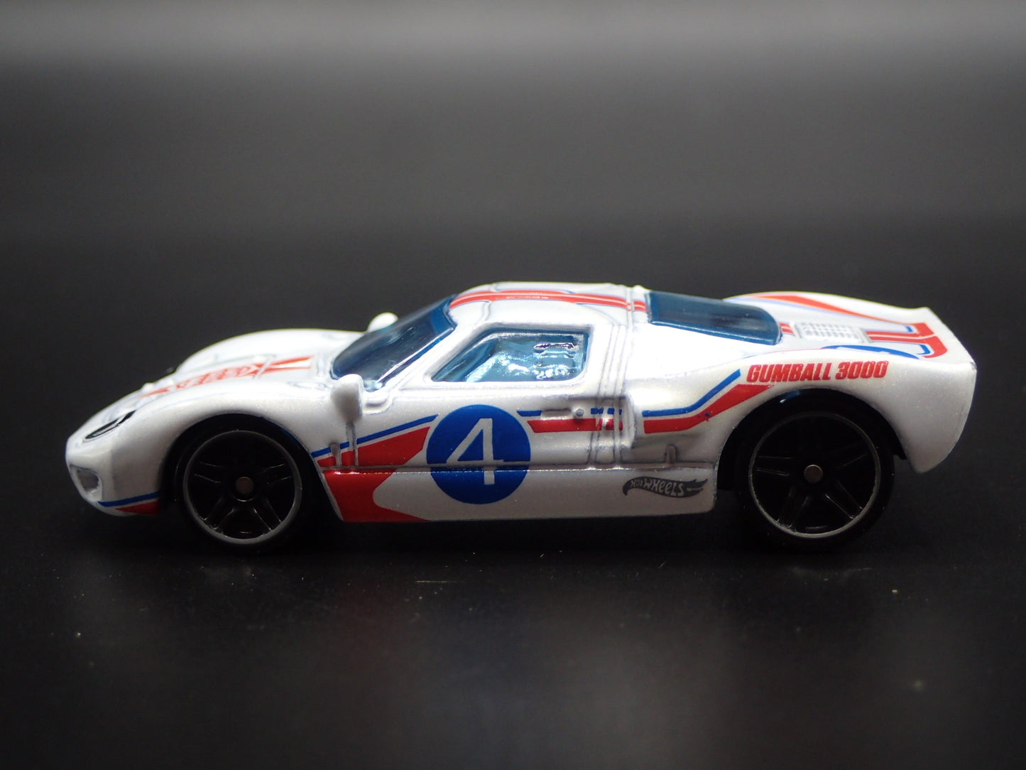 1965 65 FORD GT40 GULF GUMBALL 3000 1:64 SCALE COLLECTIBLE DIECAST MODEL CAR