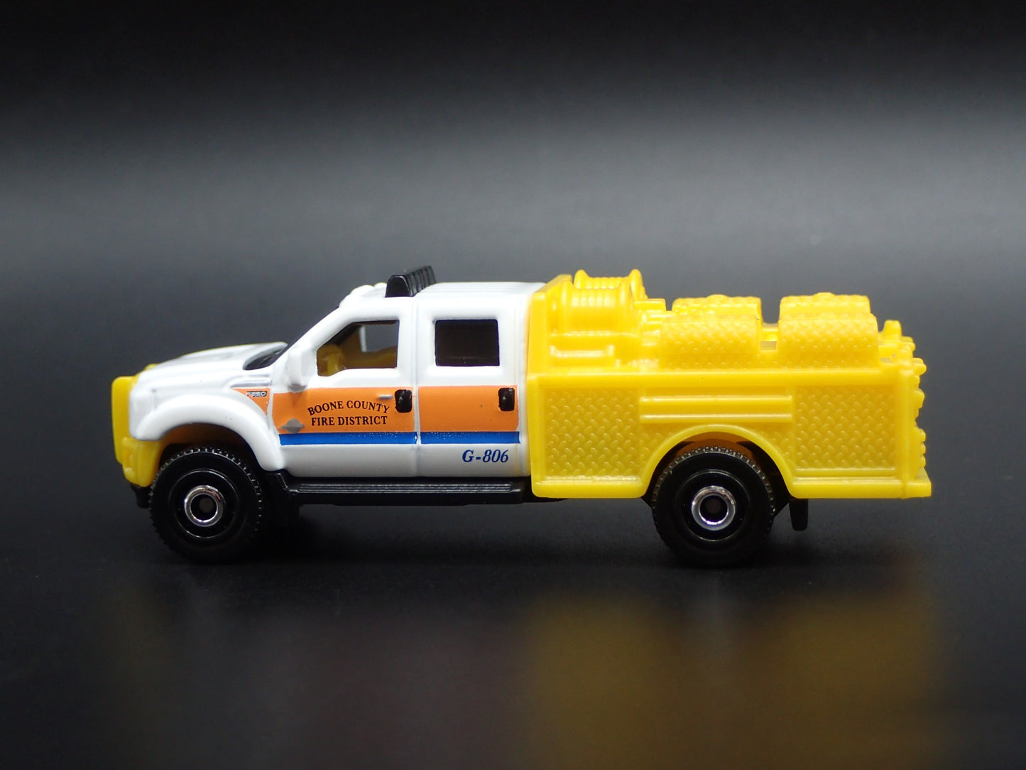 FORD F550 SUPER DUTY BOONE COUNTY FIRE TRUCK 1:64 MB SCALE DIECAST MODEL CAR
