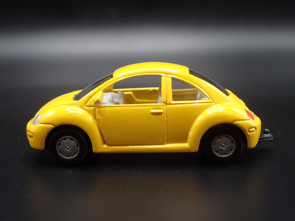 1998- 2011 VW VOLKSWAGEN NEW BEETLE BUG W/ HITCH 1:64 SCALE DIECAST MODEL CAR