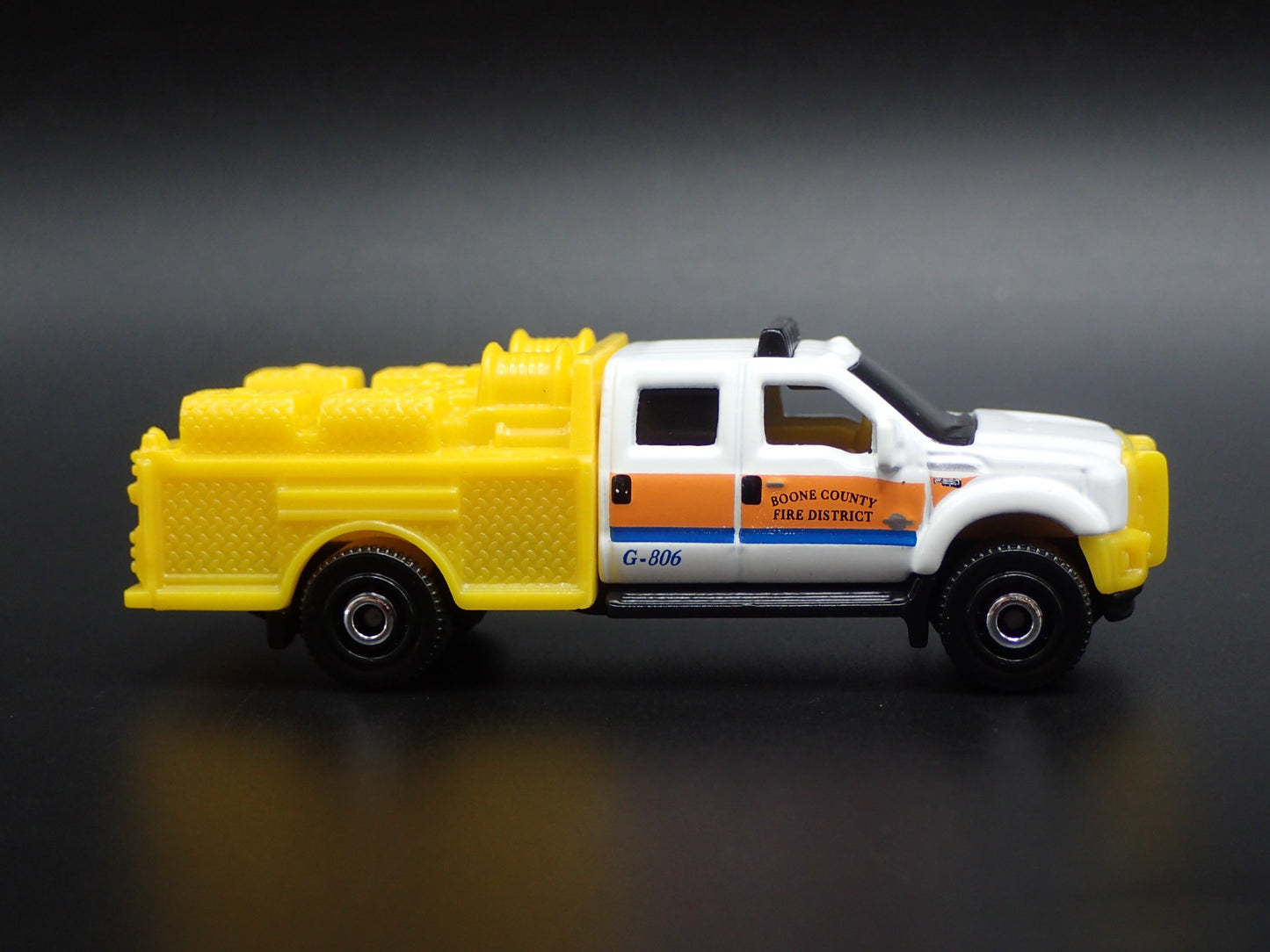 FORD F550 SUPER DUTY BOONE COUNTY FIRE TRUCK 1:64 MB SCALE DIECAST MODEL CAR