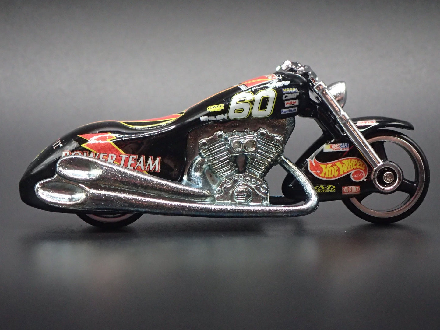 SCORCHIN SCOOTER MOTORCYCLE POWER TEAM  1:64 HOT WHEELS SCALE DIECAST MODEL CAR