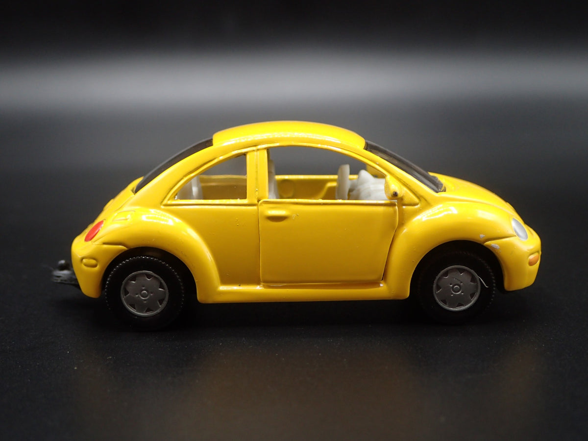 1998- 2011 VW VOLKSWAGEN NEW BEETLE BUG W/ HITCH 1:64 SCALE DIECAST MODEL CAR