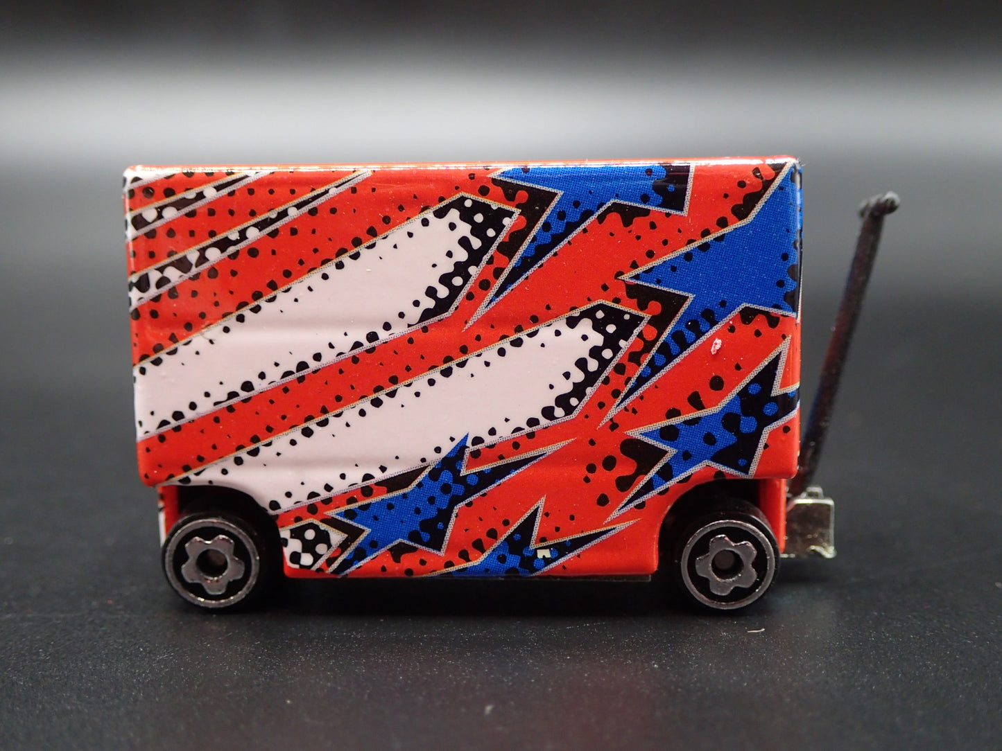 NASCAR TOOL CART WAR WAGON DAYTONA 500 KELLOGS 1:64 SCALE DIECAST MODEL CAR