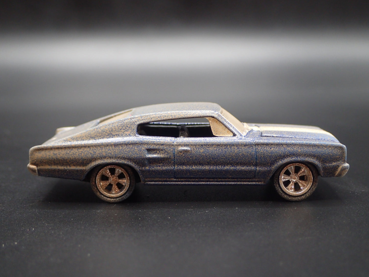 1966 66 DODGE CHARGER BARN FIND 1:64 SCALE COLLECTIBLE DIORAMA DIECAST MODEL CAR