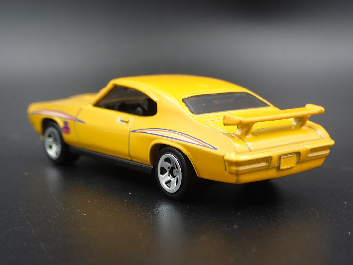 1970 70 PONTIAC GTO JUDGE RARE 1/64 SCALE COLLECTIBLE DIORAMA DIECAST MODEL CAR