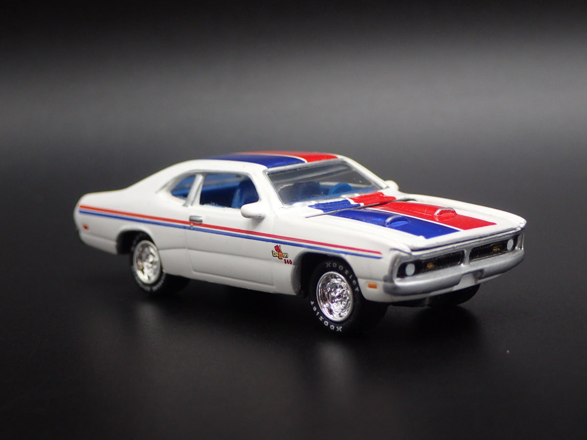 1971 71 DODGE DEMON RARE 1/64 SCALE COLLECTIBLE DIORAMA DIECAST MODEL CAR-Burning Rubber Toy Company