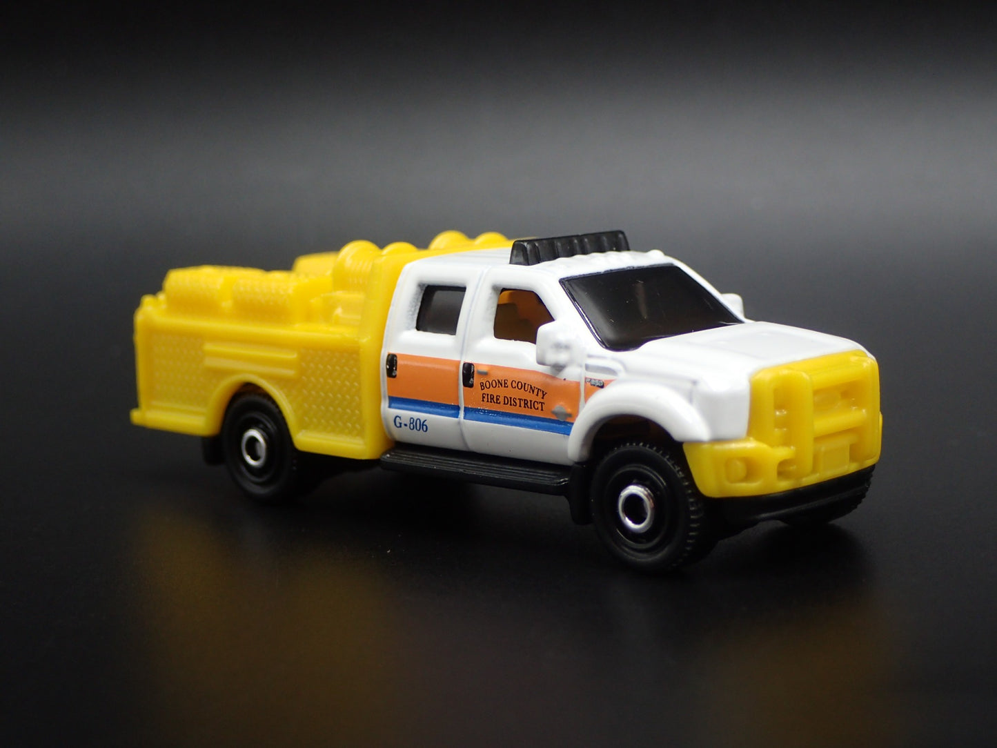 FORD F550 SUPER DUTY BOONE COUNTY FIRE TRUCK 1:64 MB SCALE DIECAST MODEL CAR