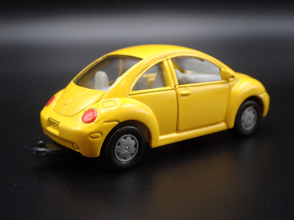 1998- 2011 VW VOLKSWAGEN NEW BEETLE BUG W/ HITCH 1:64 SCALE DIECAST MODEL CAR