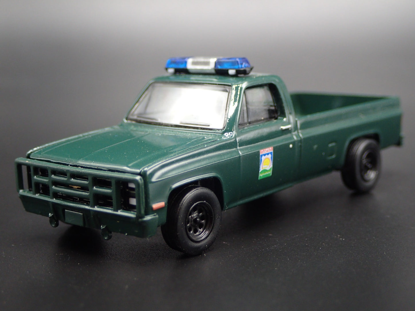 1986 CHEVY CHEVROLET TRUCK M1008 SQUAREBODY FLORIDA 1:64 SCALE DIECAST MODEL CAR