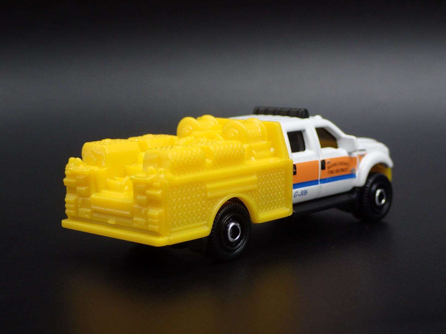 FORD F550 SUPER DUTY BOONE COUNTY FIRE TRUCK 1:64 MB SCALE DIECAST MODEL CAR