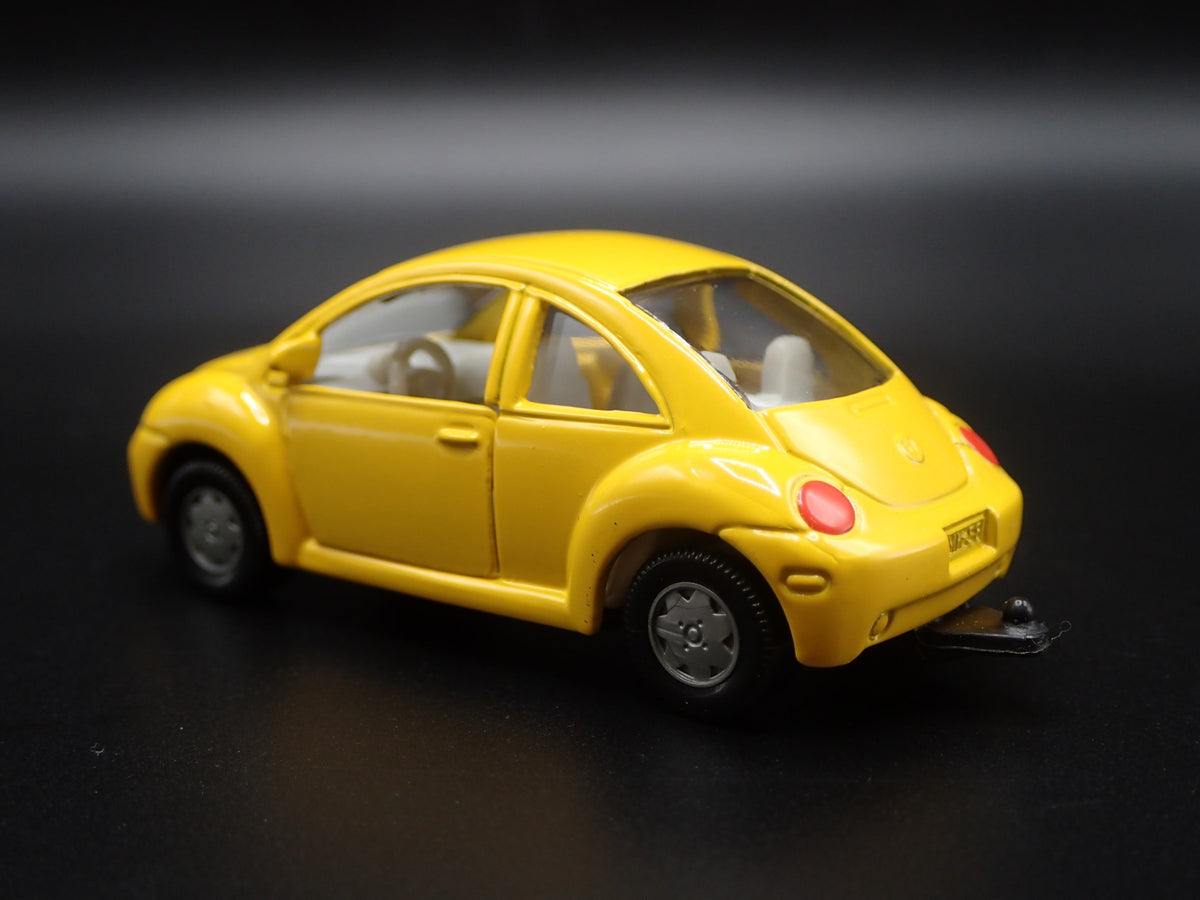 1998- 2011 VW VOLKSWAGEN NEW BEETLE BUG W/ HITCH 1:64 SCALE DIECAST MODEL CAR