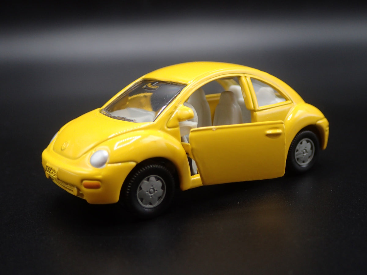 1998- 2011 VW VOLKSWAGEN NEW BEETLE BUG W/ HITCH 1:64 SCALE DIECAST MODEL CAR