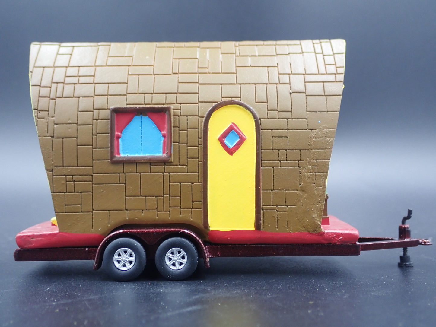 TINY HOME HOUSE CAMPER TRAILER W HITCH 1:64 SCALE DIORAMA DIECAST MODEL CAR