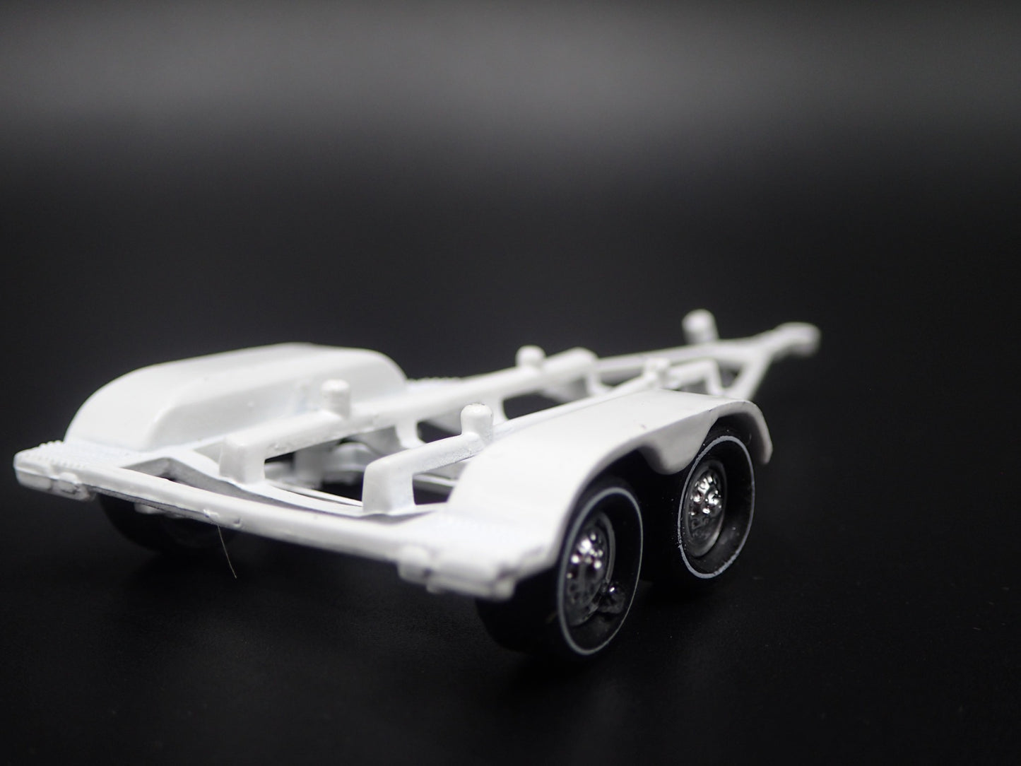 BOAT TRAILER WHITE RARE 1/64 SCALE DIORAMA PROP COLLECTIBLE MODEL TRAILER