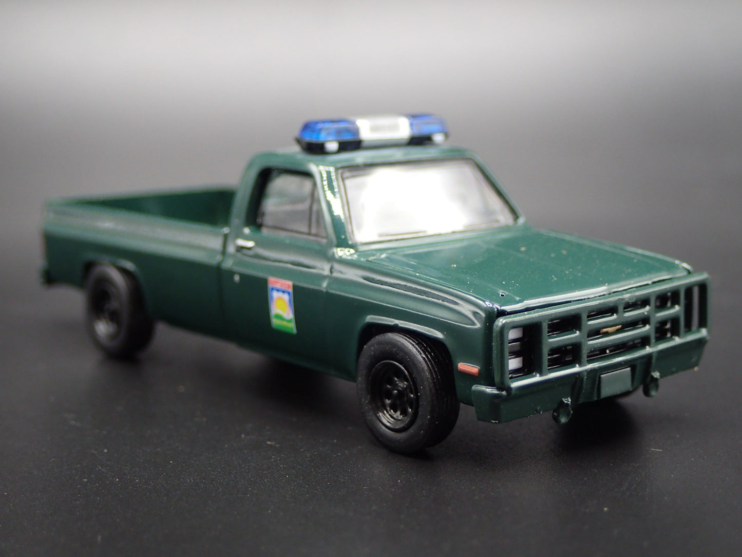 1986 CHEVY CHEVROLET TRUCK M1008 SQUAREBODY FLORIDA 1:64 SCALE DIECAST MODEL CAR