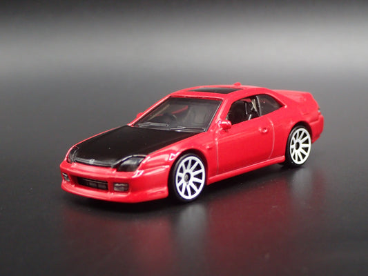 1997-2001 HONDA PRELUDE RED 1:64 SCALE COLLECTIBLE DIORAMA DIECAST MODEL CAR