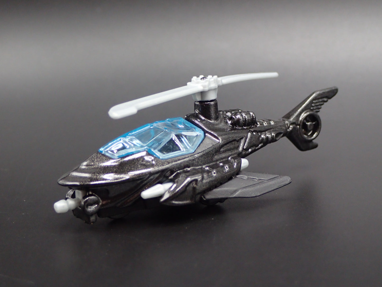 BATMAN BATCOPTER MOBILE RARE 1:64 SCALE COLLECTIBLE DIORAMA DIECAST MODEL CAR