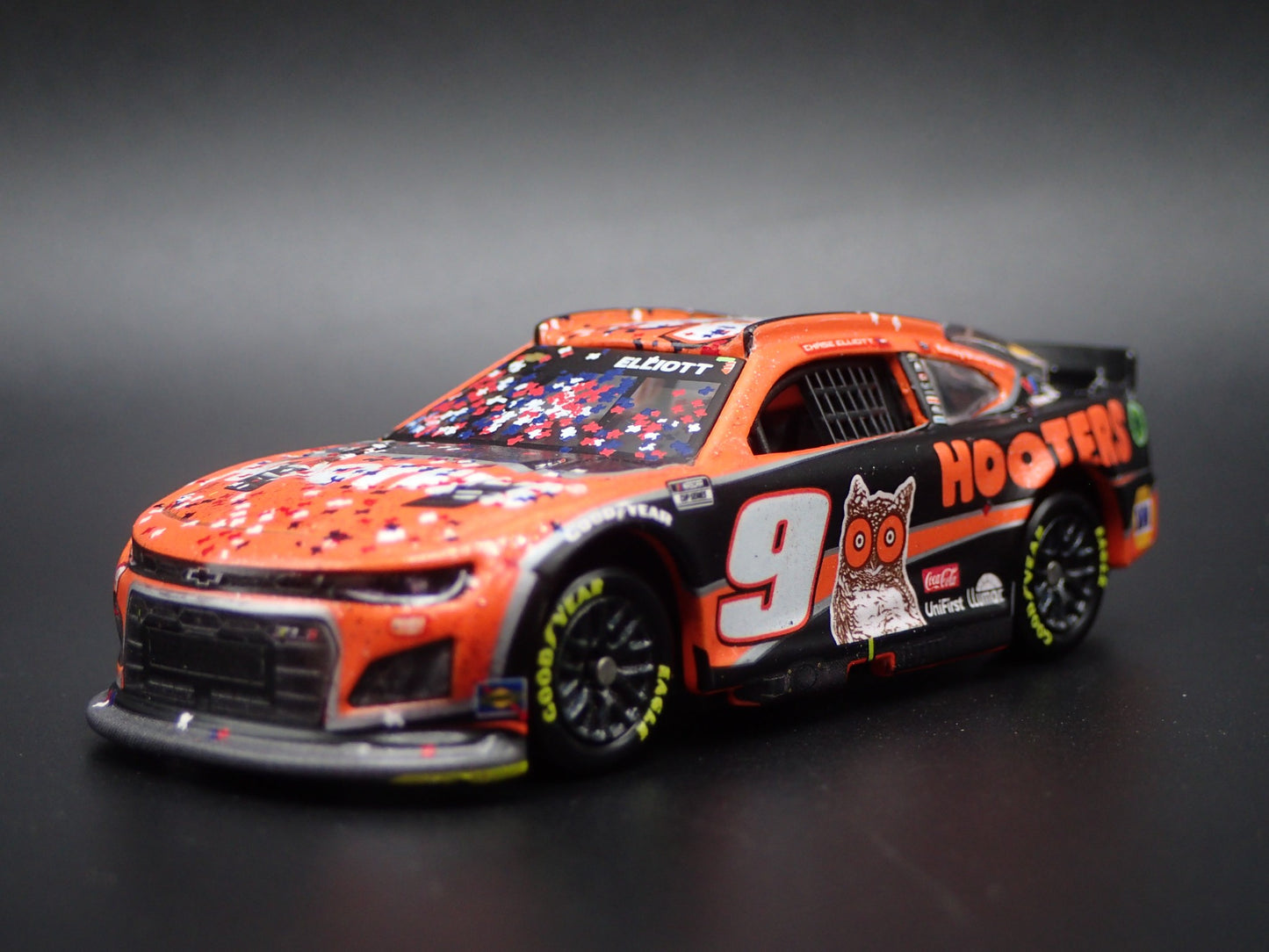 2024 CHEVY CAMARO ZL1 #9 CHASE ELLIOTT HOOTERS WIN NASCAR 1:64 SCALE DIECAST CAR