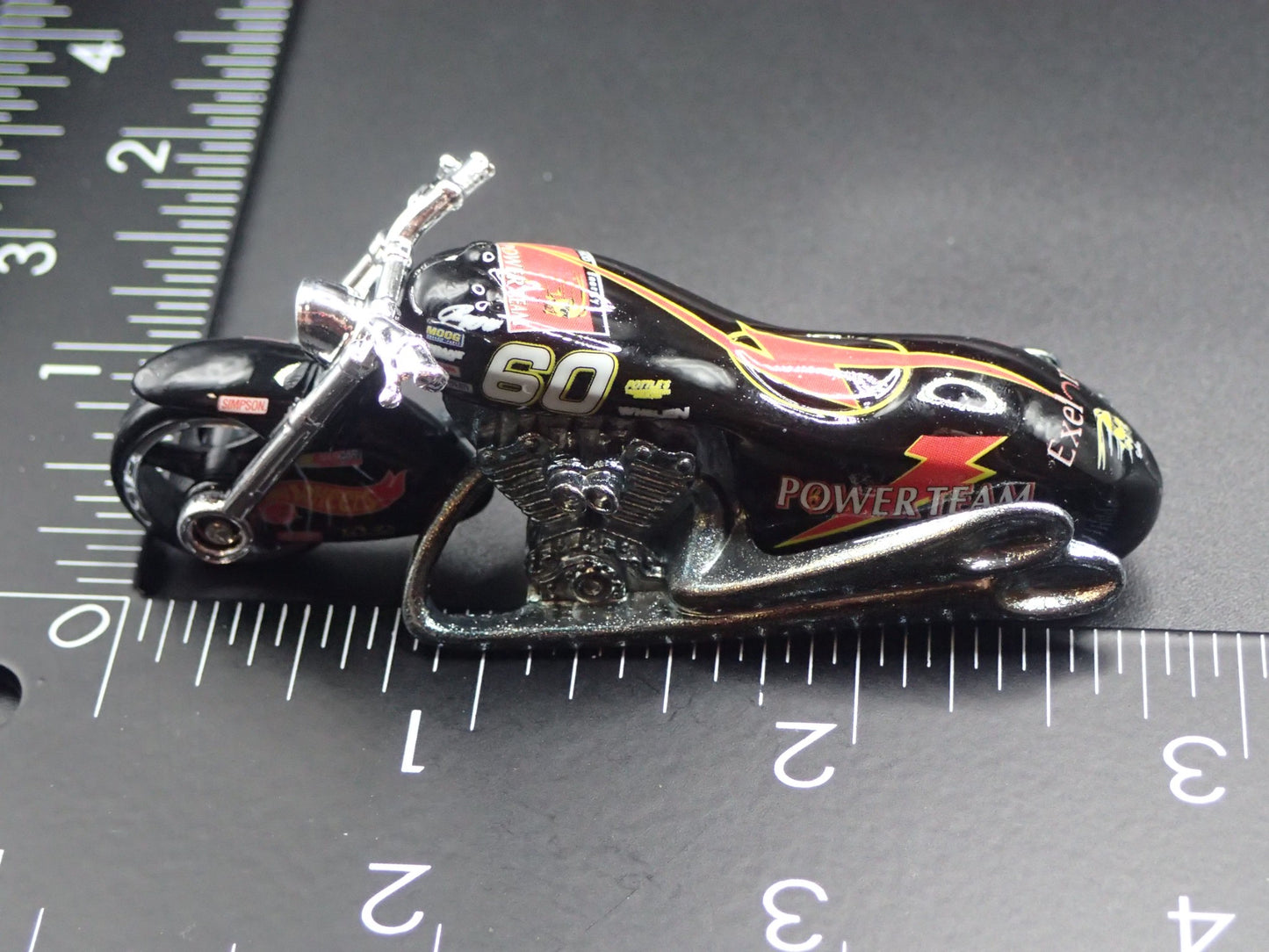SCORCHIN SCOOTER MOTORCYCLE POWER TEAM  1:64 HOT WHEELS SCALE DIECAST MODEL CAR