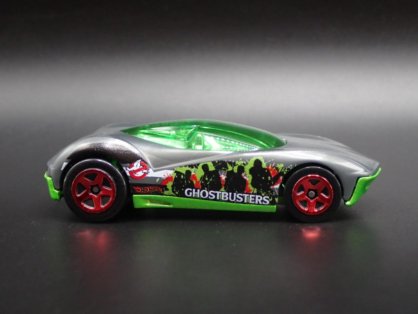 GHOSTBUSTERS PHASTASM RARE 1:64 SCALE COLLECTIBLE DIORAMA DIECAST MODEL CAR