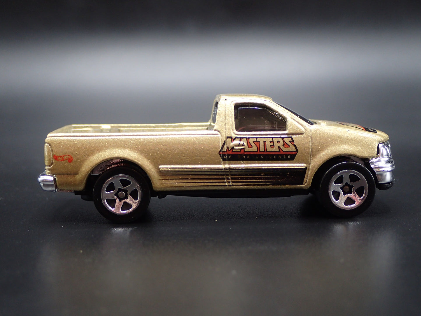1997 FORD F150 PICKUP TRUCK MASTERS OF THE UNIVERSE 1:64 SCALE DIECAST MODEL CAR