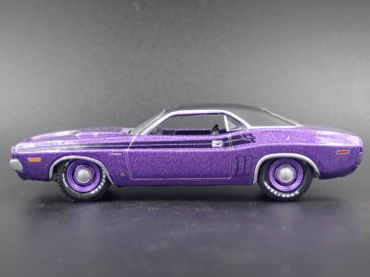 1971 71 DODGE CHALLENGER RT HEMI RARE 1/64 SCALE DIORAMA DIECAST MODEL CAR-Burning Rubber Toy Company