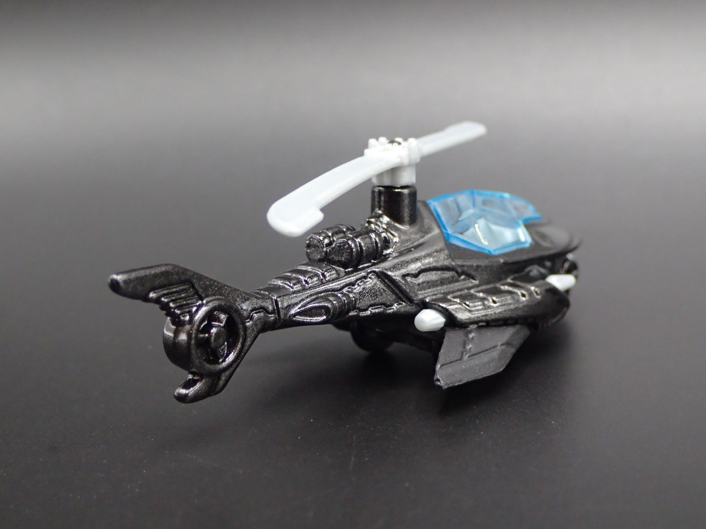 BATMAN BATCOPTER MOBILE RARE 1:64 SCALE COLLECTIBLE DIORAMA DIECAST MODEL CAR