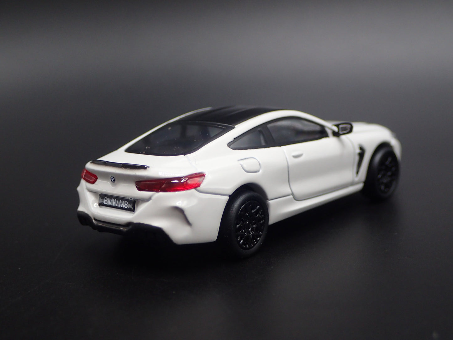 2019-2025 BMW M8 COUPE RARE 1:64 SCALE COLLECTIBLE DIORAMA DIECAST MODEL CAR