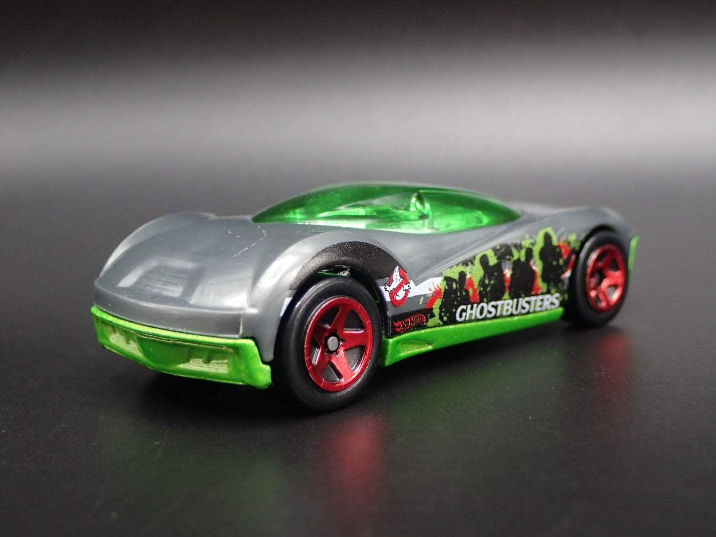 GHOSTBUSTERS PHASTASM RARE 1:64 SCALE COLLECTIBLE DIORAMA DIECAST MODEL CAR