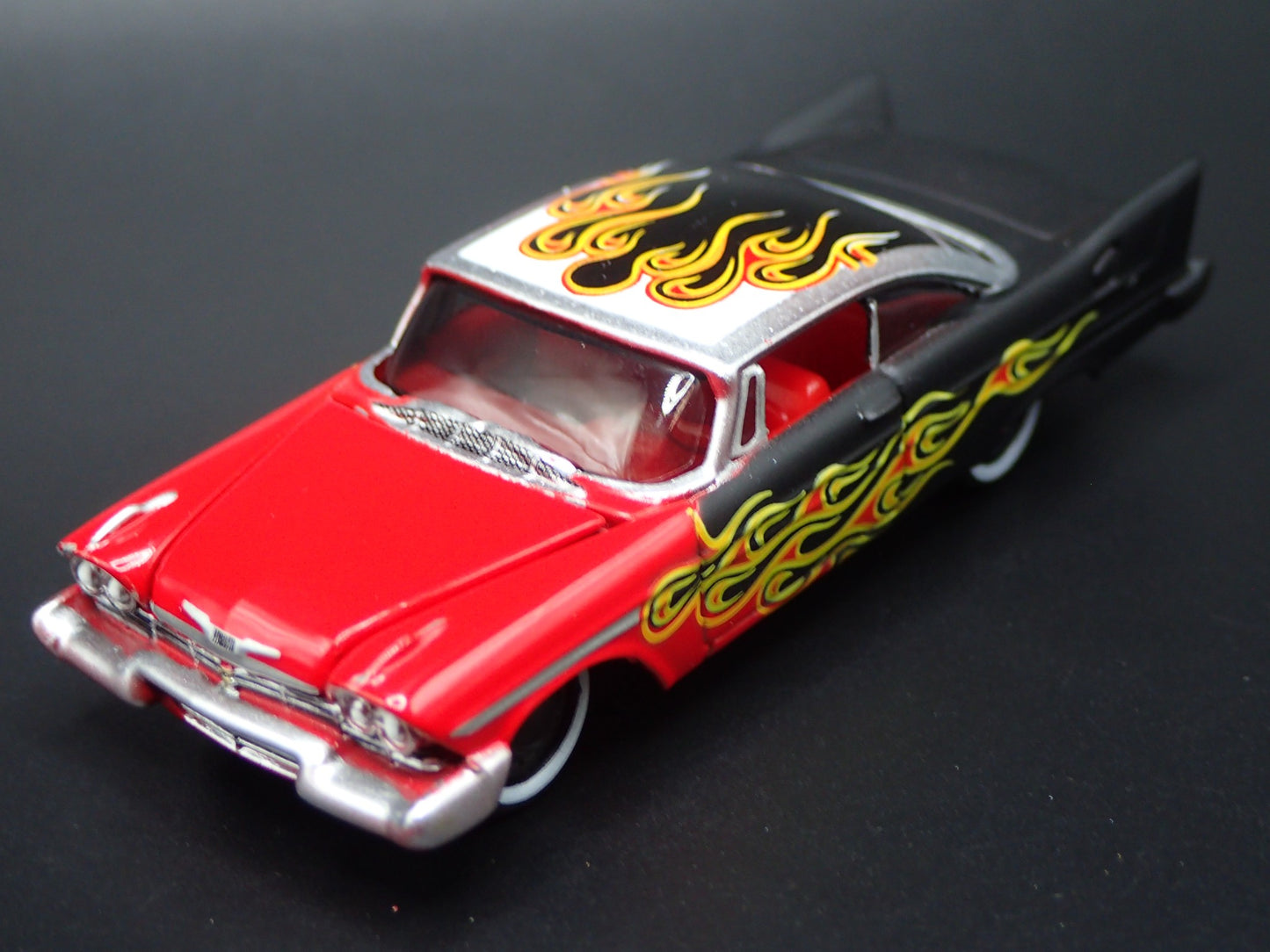 1958 58 PLYMOUTH FURY FLAMES 1:64 SCALE COLLECTIBLE DIORAMA DIECAST MODEL CAR