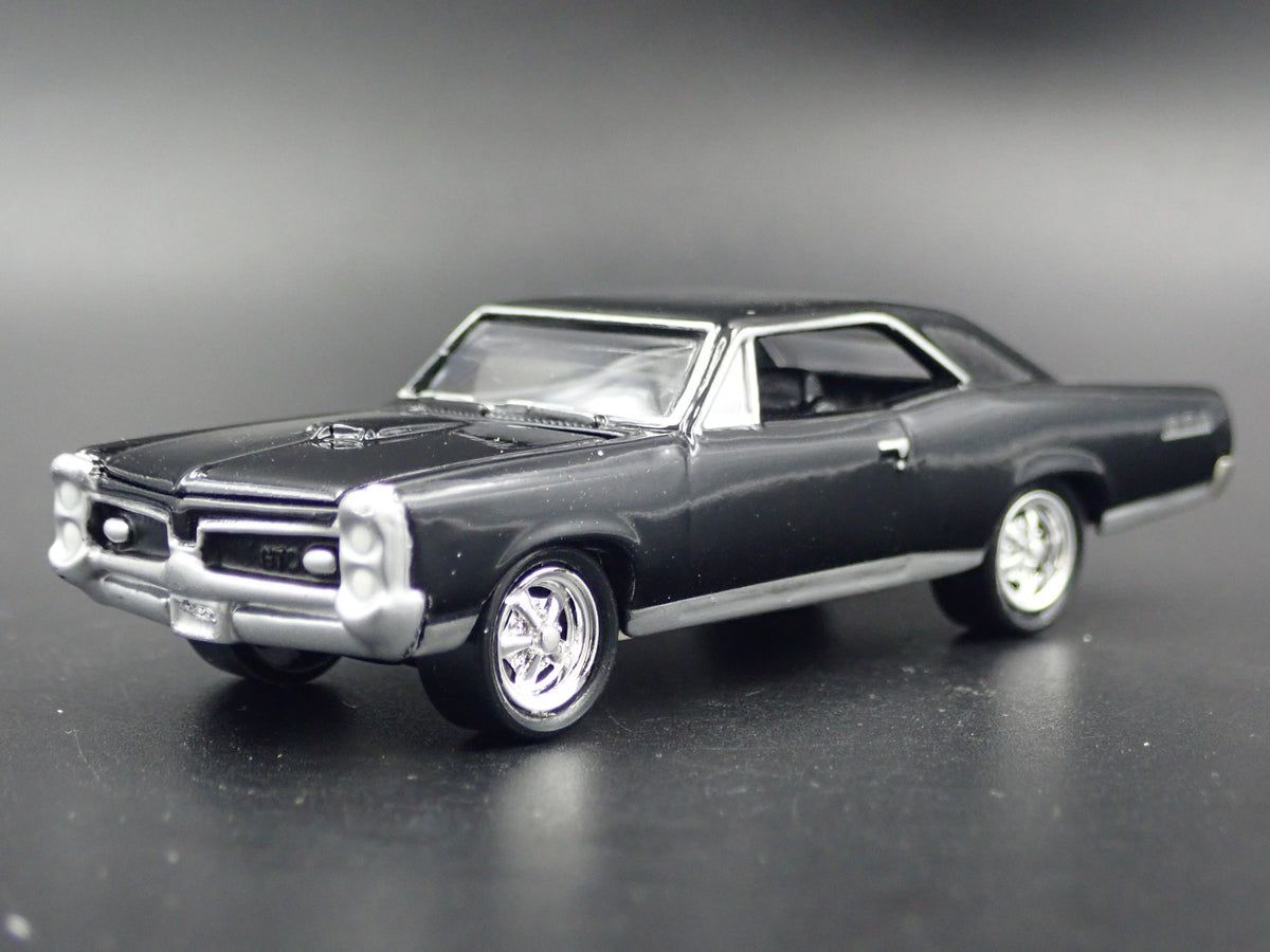 1967 67 PONTIAC GTO RARE 1/64 SCALE LIMITED COLLECTIBLE DIECAST MODEL CAR-Burning Rubber Toy Company