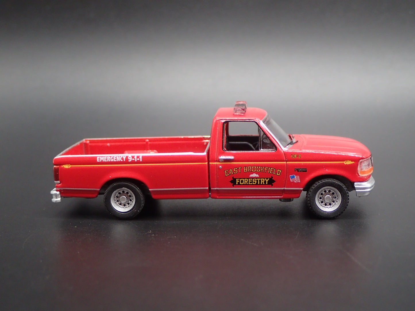 1992 FORD F350 PICKUP TRUCK EAST BROOKFIELD, MASS 1:64 SCALE DIECAST MODEL CAR