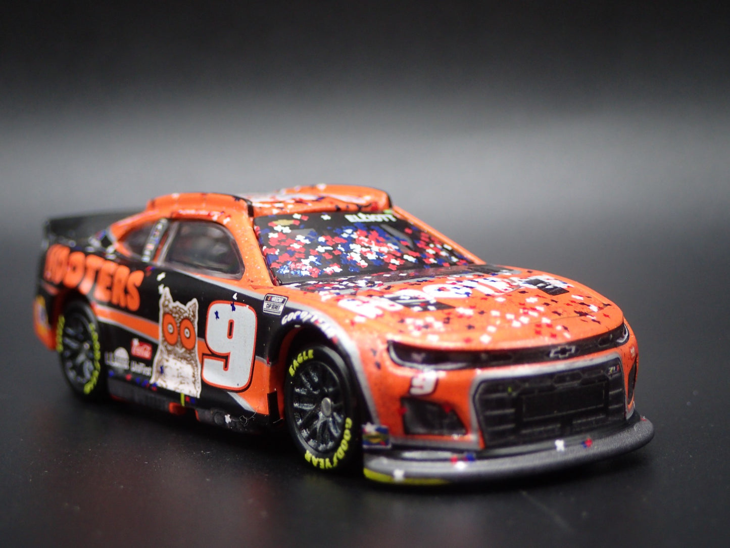 2024 CHEVY CAMARO ZL1 #9 CHASE ELLIOTT HOOTERS WIN NASCAR 1:64 SCALE DIECAST CAR