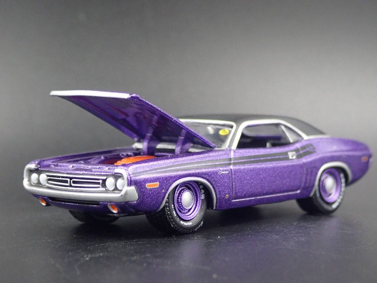 1971 71 DODGE CHALLENGER RT HEMI RARE 1/64 SCALE DIORAMA DIECAST MODEL CAR-Burning Rubber Toy Company