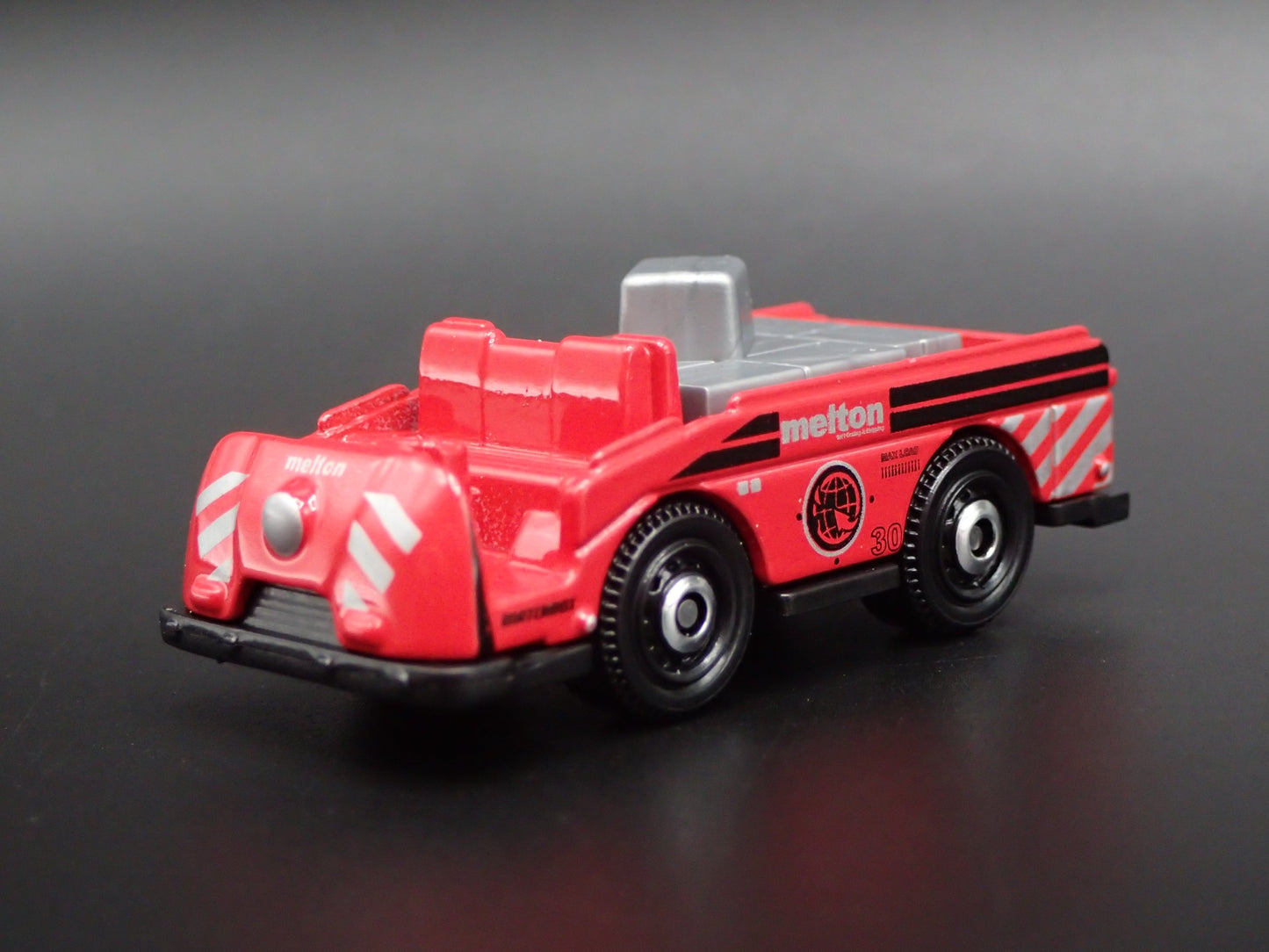 MINI CARGO TRUCK W/ CARGO MELTON RED 1/64 MB SCALE DIORAMA DIECAST MODEL CAR