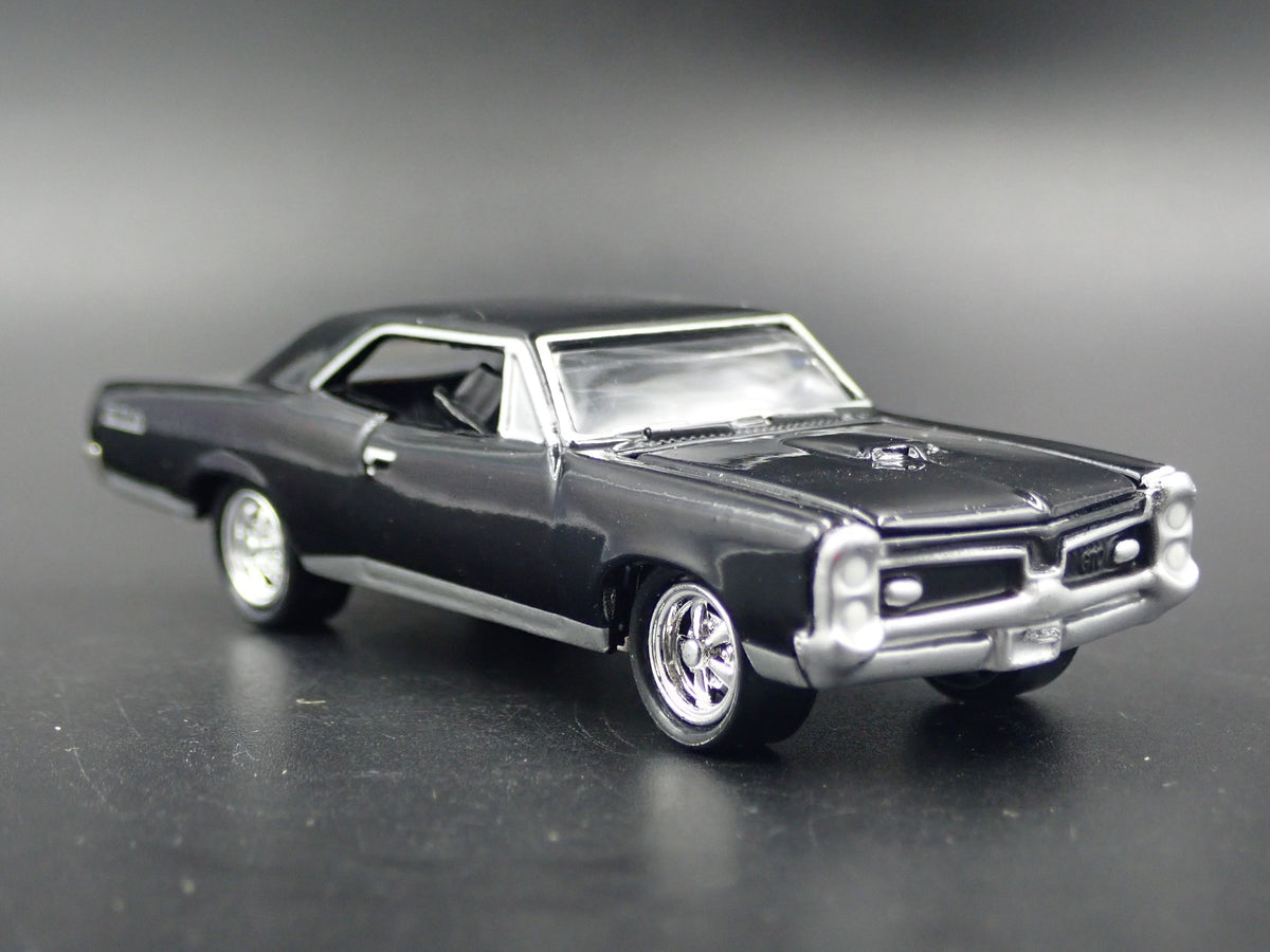 1967 67 PONTIAC GTO RARE 1/64 SCALE LIMITED COLLECTIBLE DIECAST MODEL CAR-Burning Rubber Toy Company