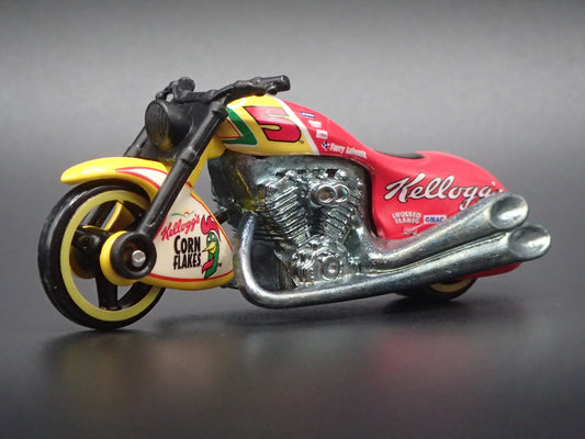 SCORCHIN SCOOTER MOTORCYCLE KELLOGGS 5 1:64 HOT WHEELS SCALE DIECAST MODEL CAR