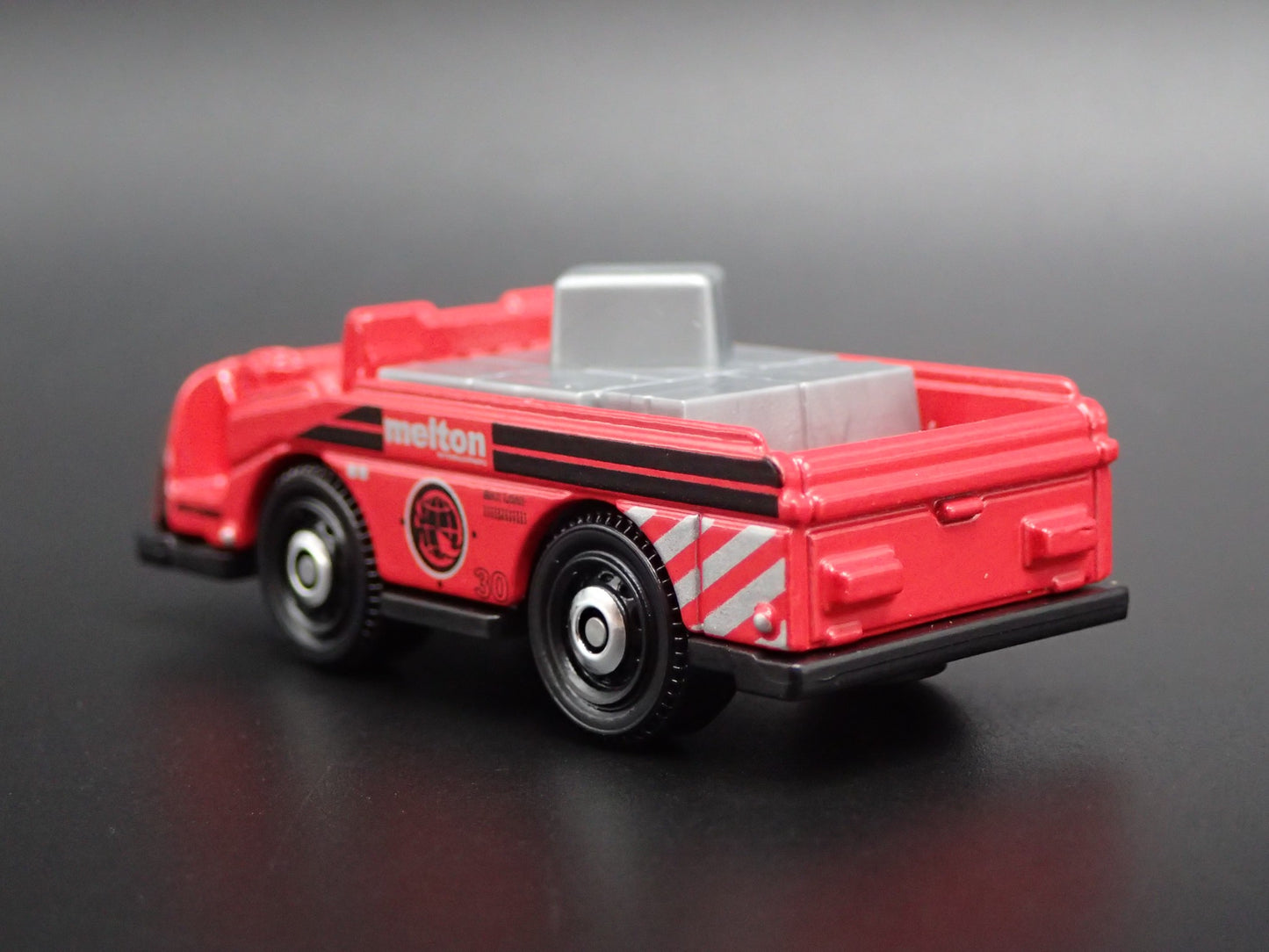 MINI CARGO TRUCK W/ CARGO MELTON RED 1/64 MB SCALE DIORAMA DIECAST MODEL CAR