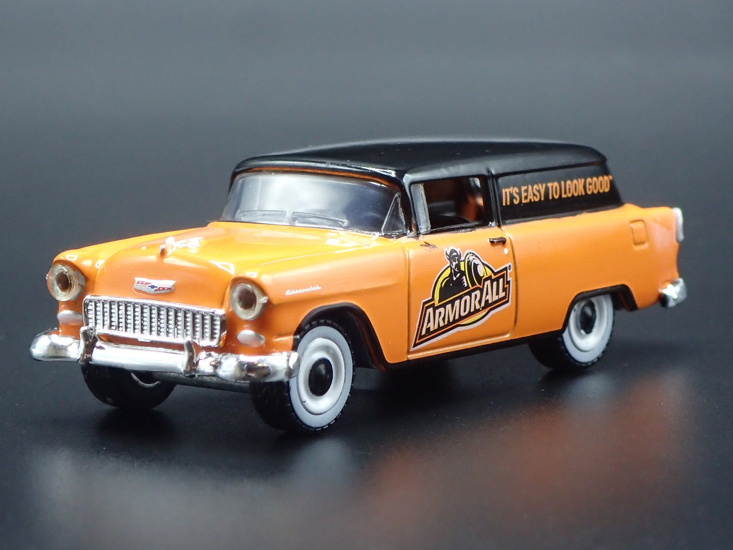 1955 55 CHEVY CHEVROLET SEDAN DELIVERY ARMOR ALL 1:64 SCALE DIECAST MODEL CAR
