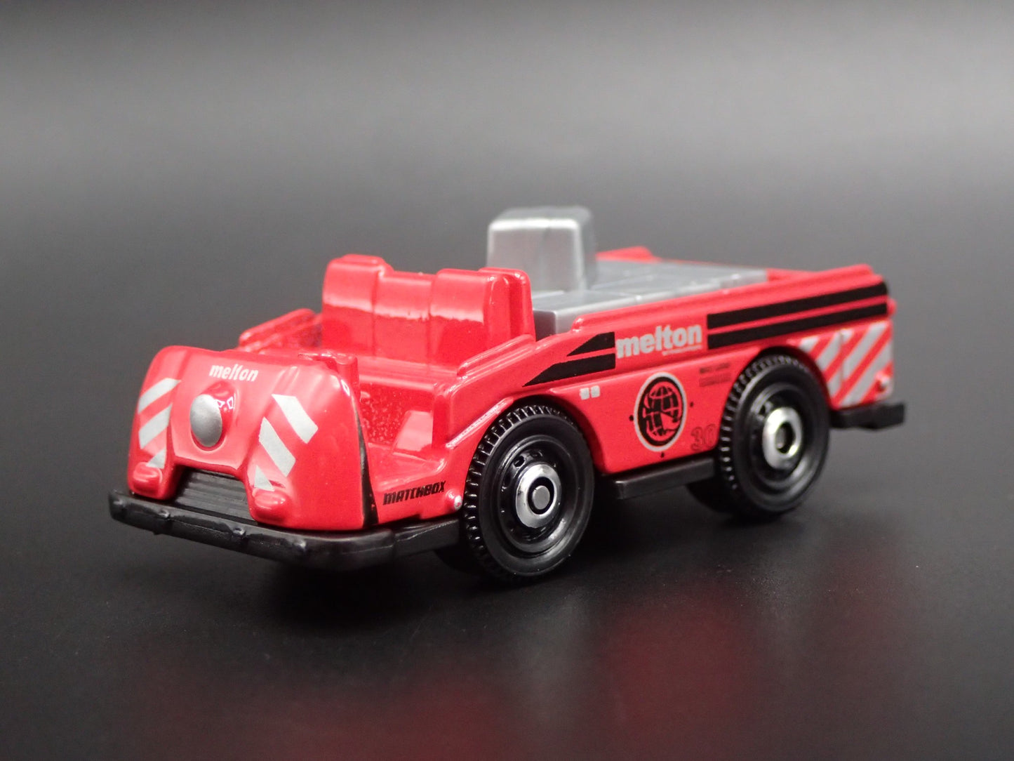 MINI CARGO TRUCK W/ CARGO MELTON RED 1/64 MB SCALE DIORAMA DIECAST MODEL CAR