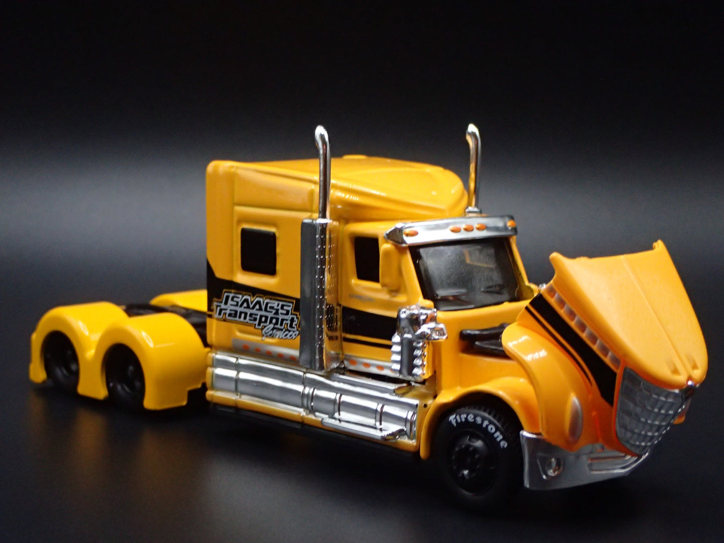 INTERNATIONAL LONESTAR & CAR TRANSPORTER HAULER TRAILER 1:64 SCALE DIECAST MODEL