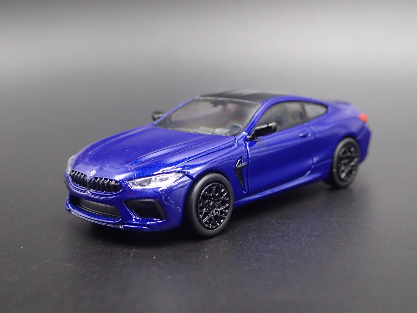 2019-2025 BMW M8 COUPE RARE 1:64 SCALE COLLECTIBLE DIORAMA DIECAST MODEL CAR