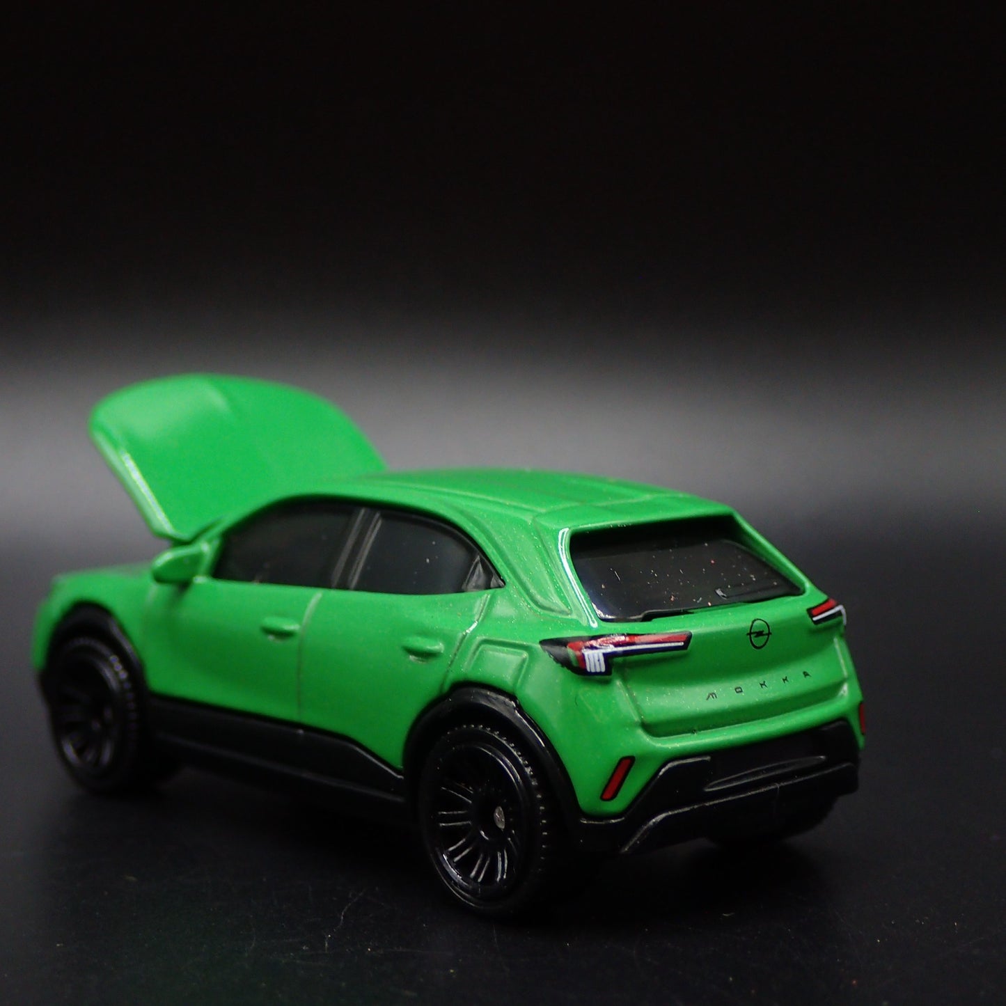 2021-2025 OPEL MOKKA SUV GREEN 1:64 SCALE COLLECTIBLE DIORAMA DIECAST MODEL CAR