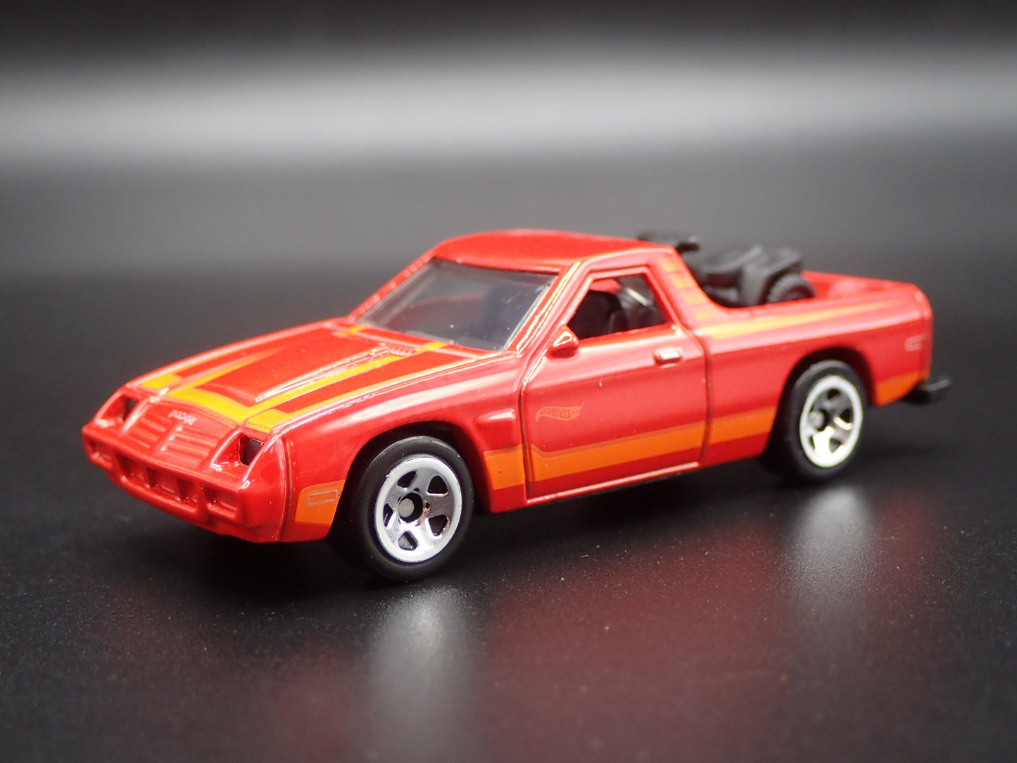 1982 82 DODGE RAMPAGE PICKUP TRUCK RED 1/64 SCALE COLLECTIBLE DIECAST MODEL CAR