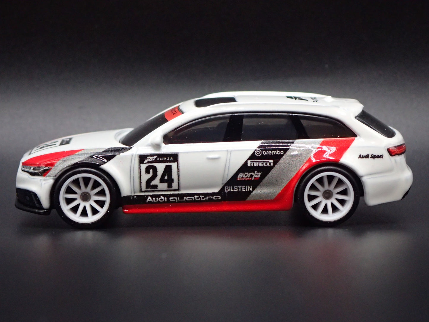 2013-2018 AUDI AVANT RS6 STATION WAGON FORZA WHITE 1/64 SCALE DIECAST MODEL CAR