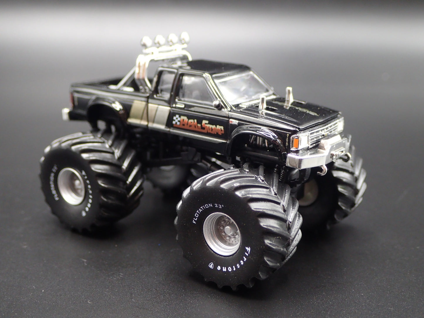 1986 CHEVY CHEVROLET S10 MONSTER TRUCK PUSH N STOMP 1:64 SCALE DIECAST MODEL CAR