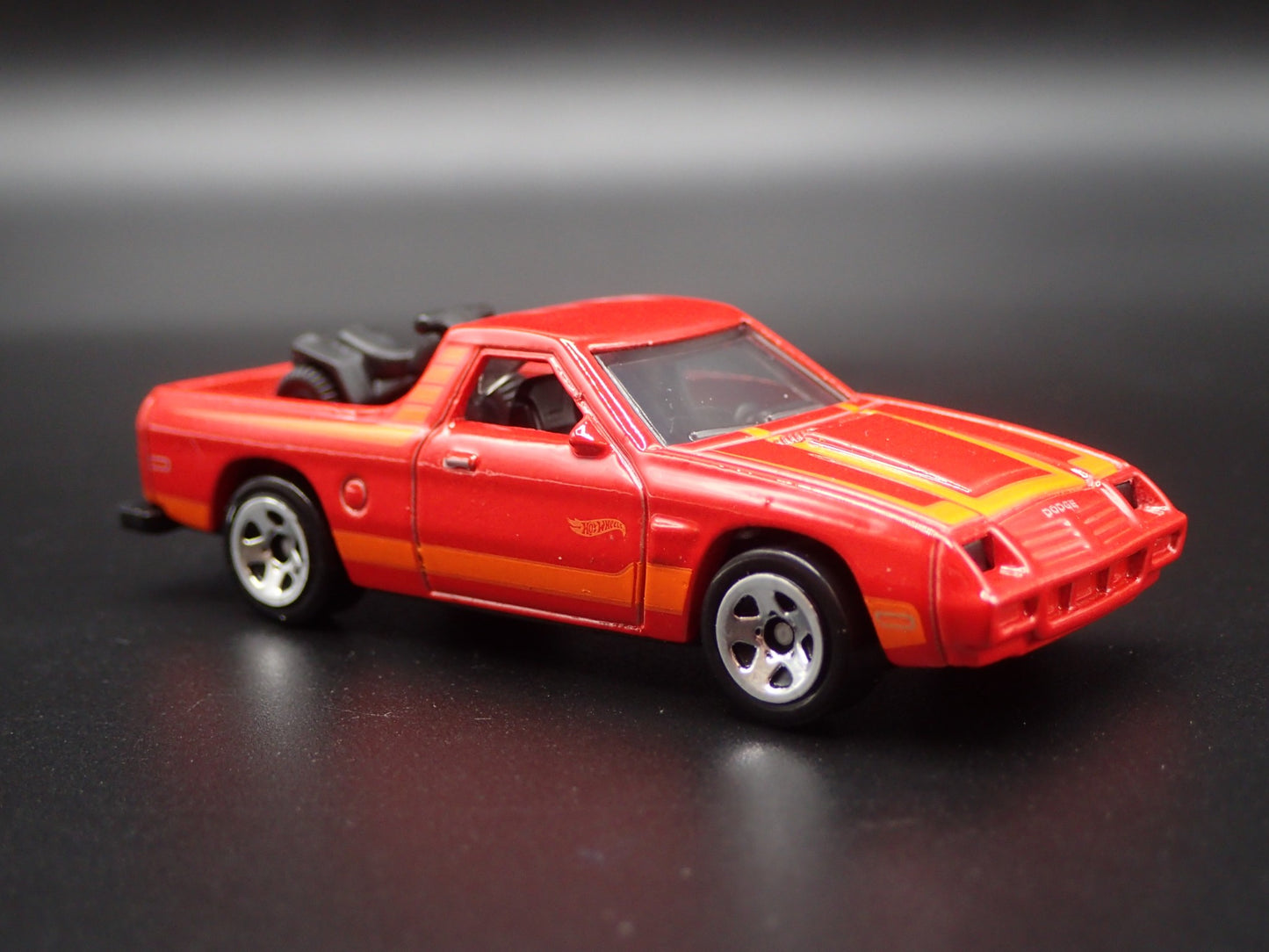 1982 82 DODGE RAMPAGE PICKUP TRUCK RED 1/64 SCALE COLLECTIBLE DIECAST MODEL CAR