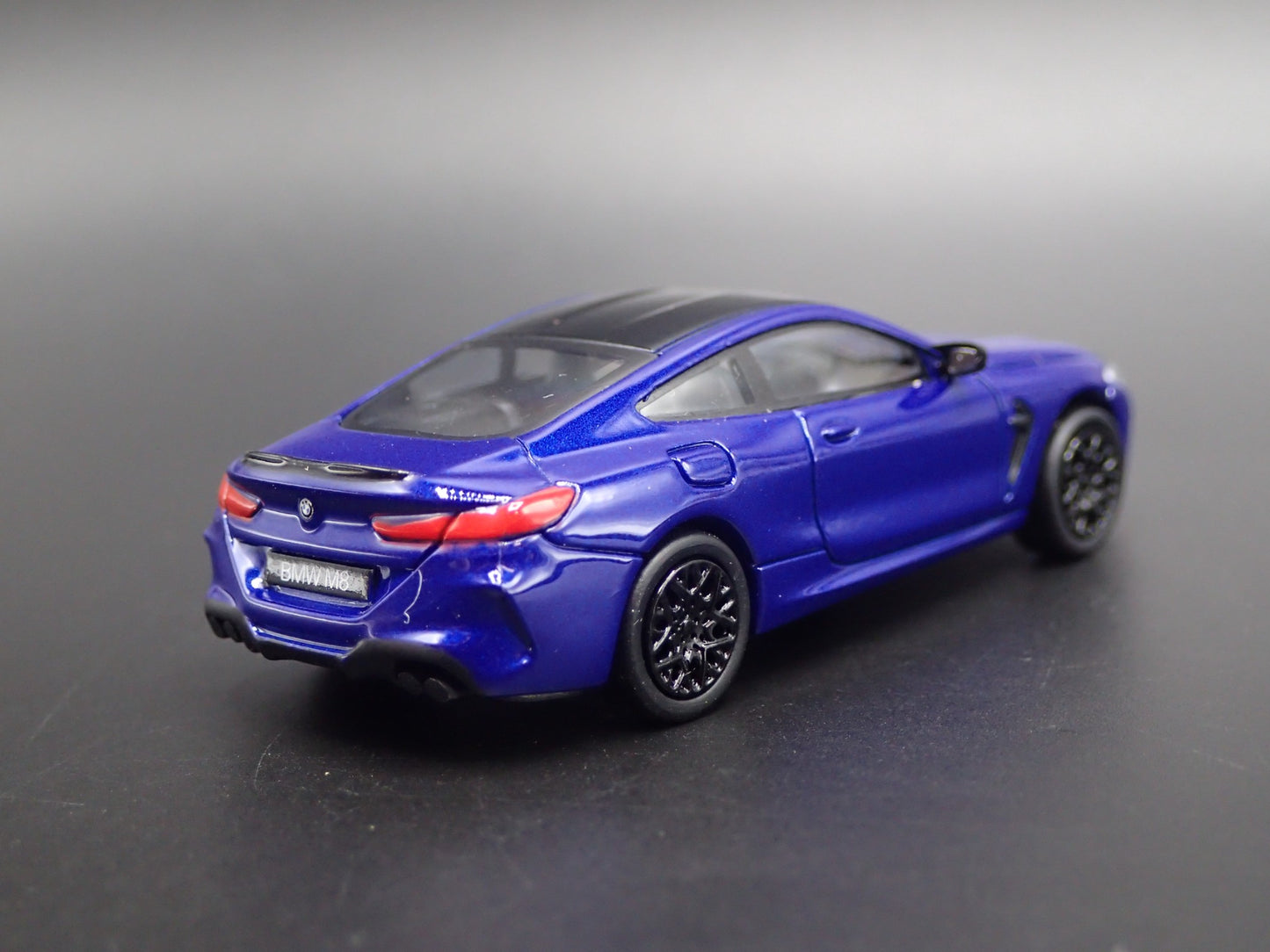 2019-2025 BMW M8 COUPE RARE 1:64 SCALE COLLECTIBLE DIORAMA DIECAST MODEL CAR