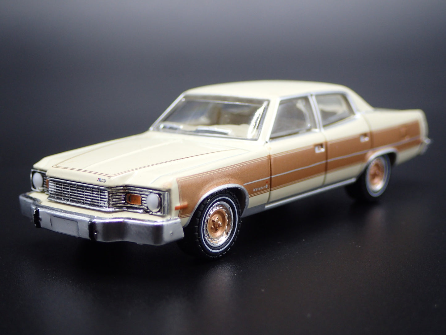 1978 78 AMC MATADOR BARCELONA FOUR 4 DOOR 1:64 SCALE DIORAMA DIECAST MODEL CAR