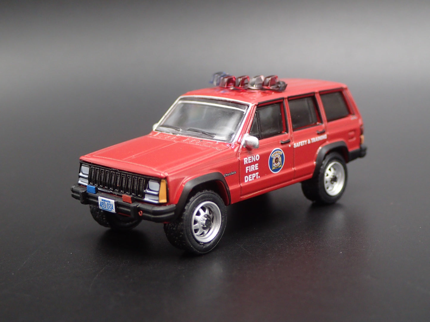 1990 JEEP CHEROKEE XJ RENO, NEVADA FIRE DEPARTMENT 1:64 SCALE DIECAST MODEL CAR